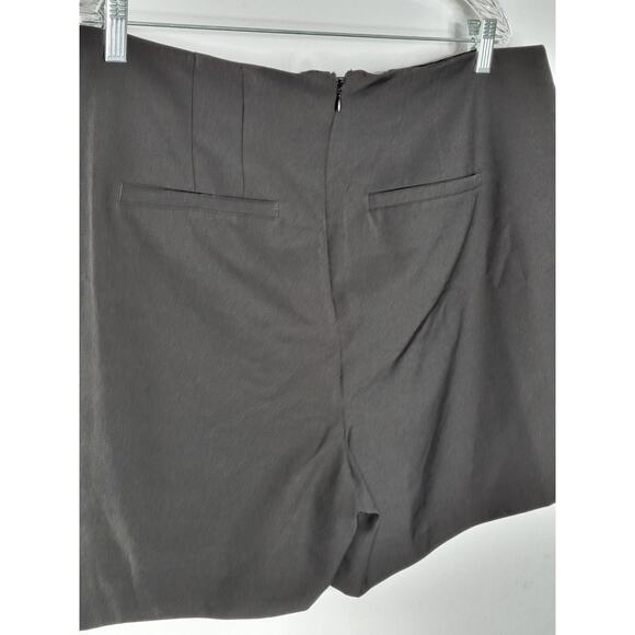 Eloquii Black Ruffle Trim Shorts - Picture 5 of 11